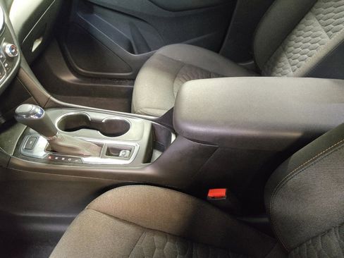 Used 2020 Chevrolet Equinox LT image 26