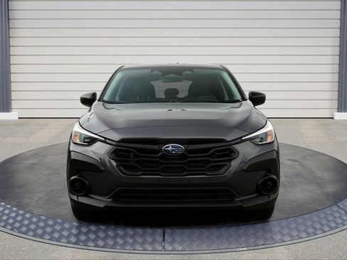 Used 2024 Subaru Crosstrek 2.0i w/ Crosstrek Mirror Package AWD/4WD image 2