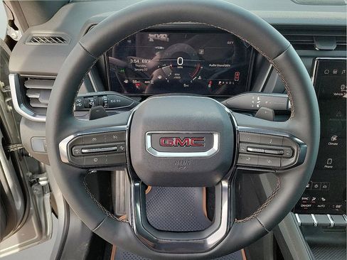 New 2026 GMC Terrain AT4 w/ Technology Package II image 16