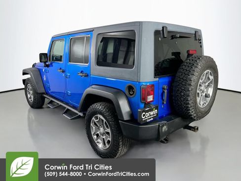 Used 2016 Jeep Wrangler Unlimited Rubicon AWD/4WD image 11