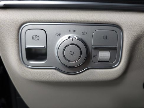 Certified 2026 Mercedes-Benz GLE 350 4MATIC image 10