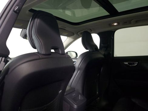 Certified 2023 Volvo XC60 B5 Plus w/ Climate Package image 16