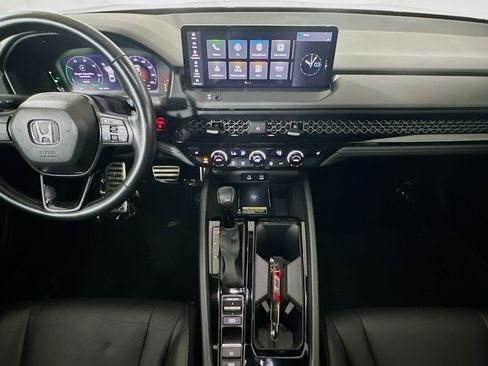 Used 2025 Honda Accord Sport image 27