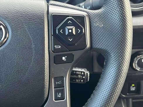 Certified 2023 Toyota Tacoma TRD Off-Road image 24