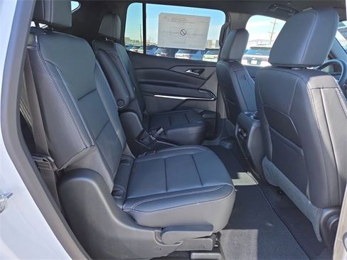 New 2026 Chevrolet Traverse LT w/ Driver Confidence Package image 15