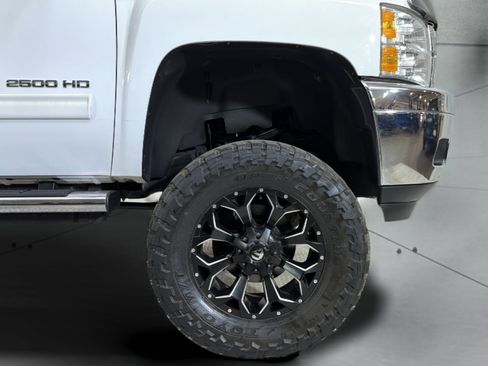 Used 2012 Chevrolet Silverado 2500 LTZ w/ LTZ Plus Package AWD/4WD image 34