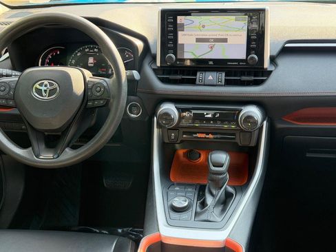 Used 2019 Toyota RAV4 Adventure AWD/4WD image 13