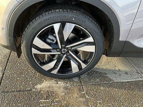 New 2026 Volvo XC40 B5 Ultra w/ Climate Package AWD/4WD image 12