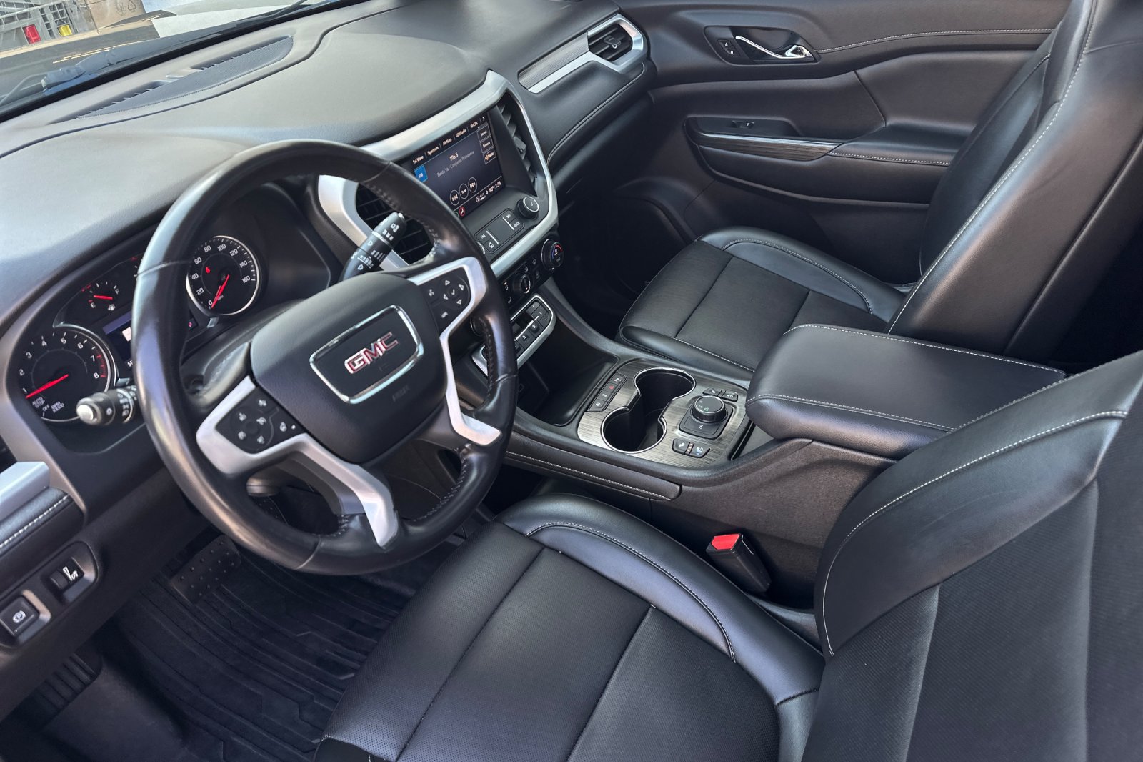 Used 2021 GMC Acadia SLT w/ Elevation Edition FWD image 10