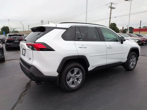 Certified 2025 Toyota RAV4 XLE w/ Convenience Package AWD/4WD image 5