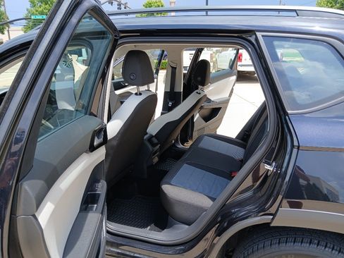 Used 2025 Volkswagen Taos S FWD image 17