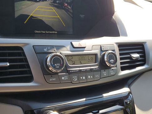 Used 2016 Honda Odyssey EX-L image 29