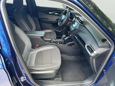 Used 2023 Chevrolet TrailBlazer LT FWD image 14