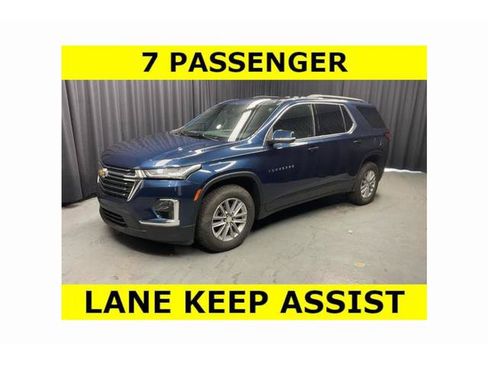 Used 2022 Chevrolet Traverse LT FWD image 1