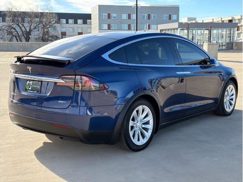 Used 2018 Tesla Model X 100D image 8