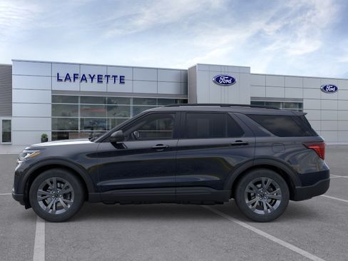 New 2026 Ford Explorer Active w/ Active Comfort Package AWD/4WD image 3