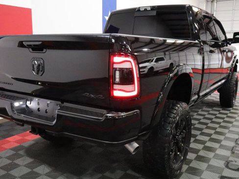 Used 2021 RAM 2500 Limited AWD/4WD image 24