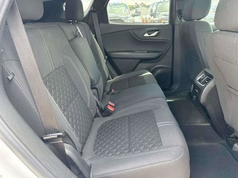 Used 2022 Chevrolet Blazer LT image 42