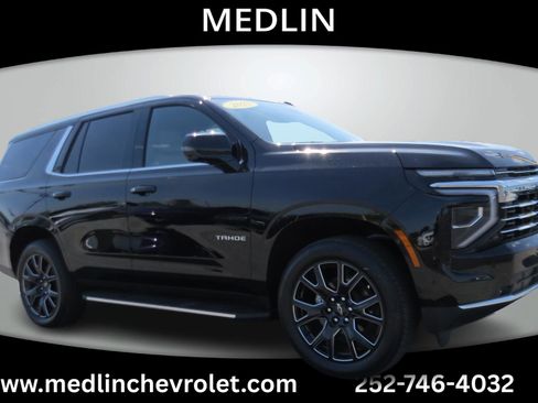 Used 2025 Chevrolet Tahoe LT w/ Comfort Package AWD/4WD image 9