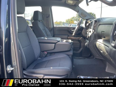 Used 2020 Chevrolet Silverado 1500 RST w/ RST Value Package image 19