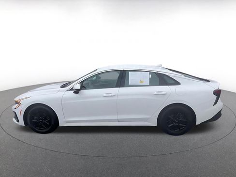 Used 2025 Kia K5 LXS image 11