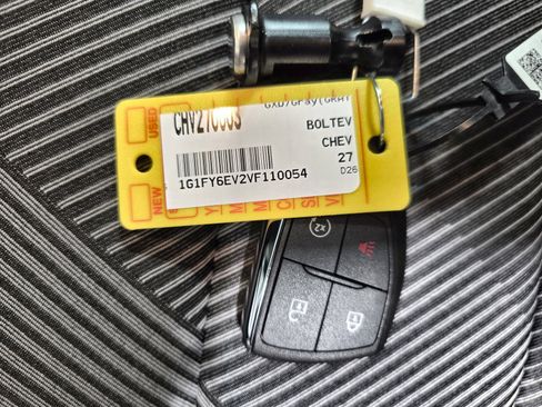 New 2027 Chevrolet Bolt LT FWD image 39