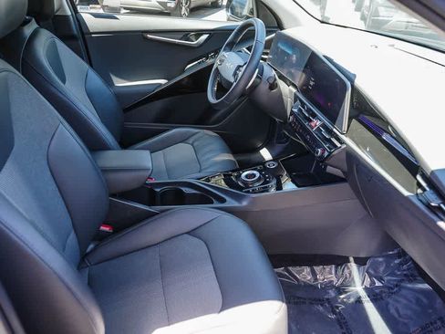 Used 2023 Kia Niro Wind FWD image 16