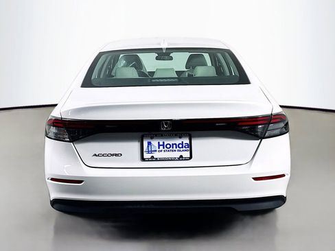 Certified 2023 Honda Accord LX image 6