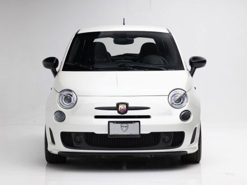 Used 2018 FIAT 500 Abarth w/ Popular Equipment Package image 5