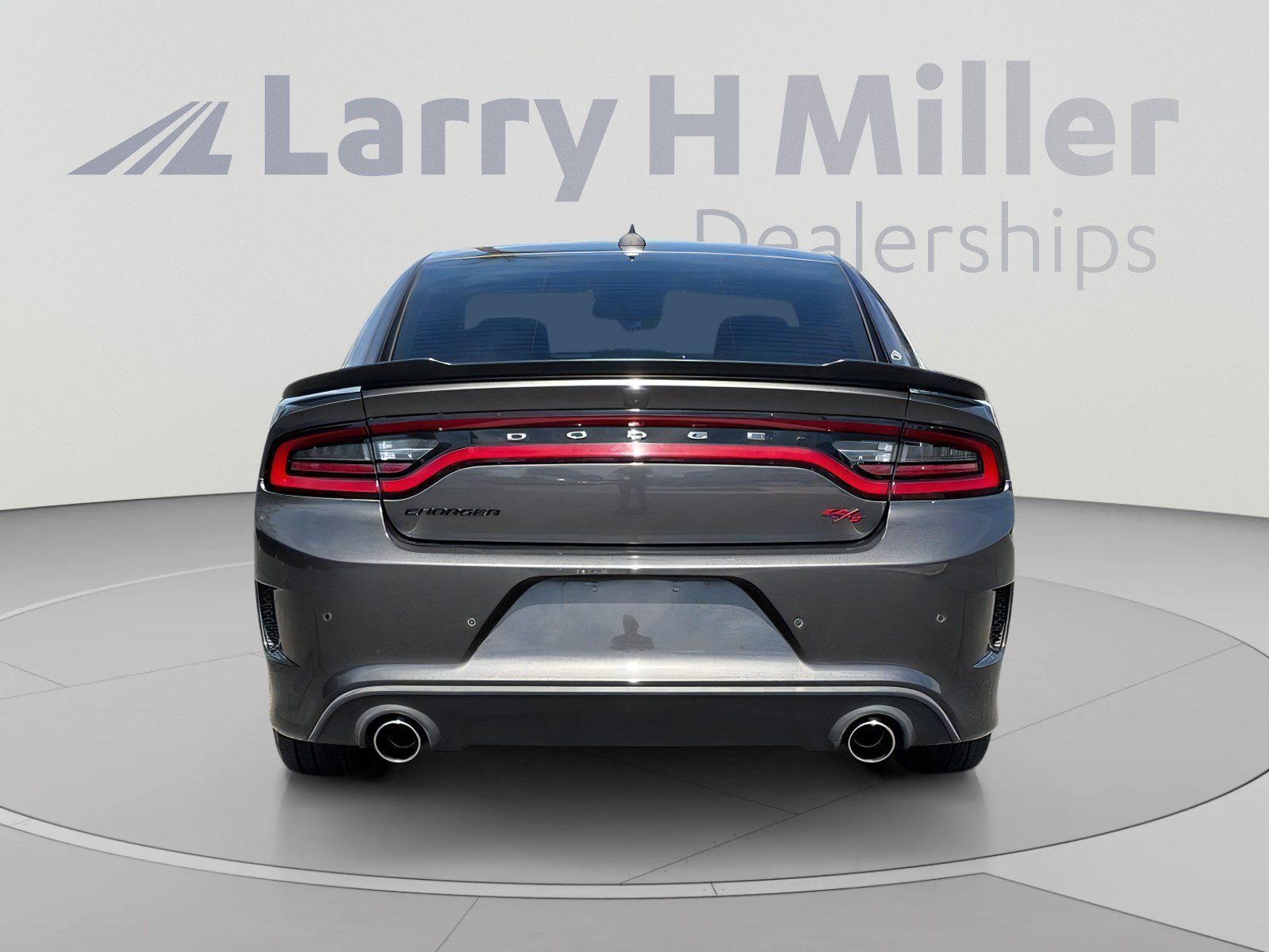 Used 2016 Dodge Charger R/T Scat Pack w/ Technology Group RWD image 6
