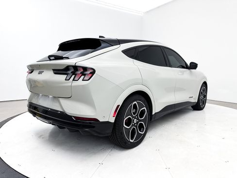 Used 2022 Ford Mustang Mach-E GT image 19