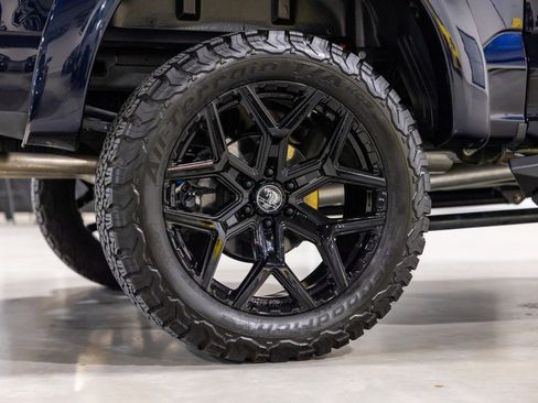 Used 2025 Ford F150 Lariat w/ Equipment Group 501A Mid image 26