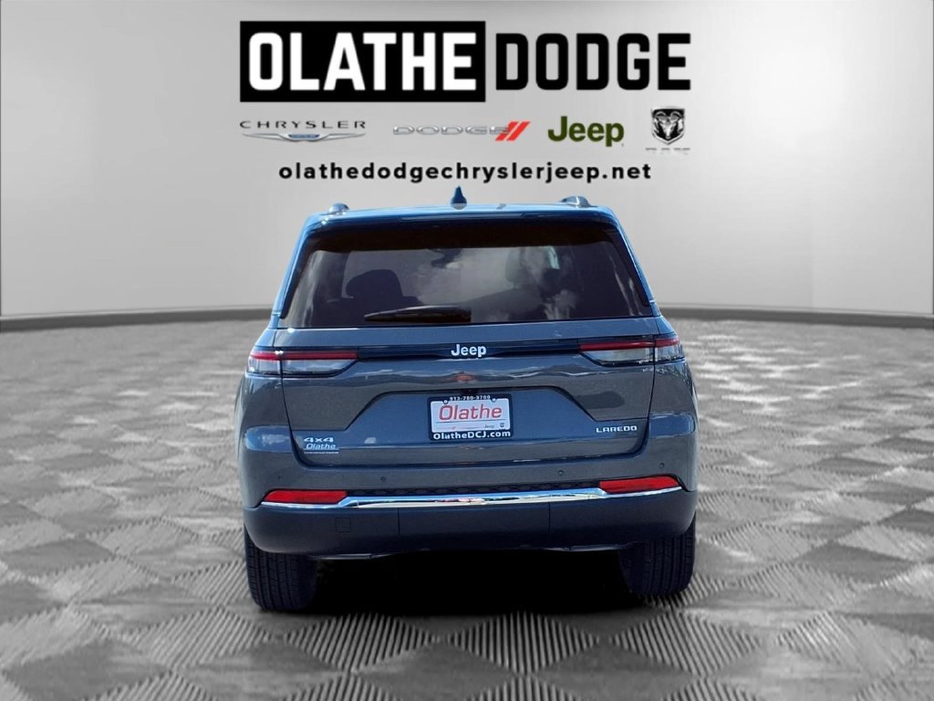 New 2027 Jeep Grand Cherokee Laredo X AWD/4WD image 24