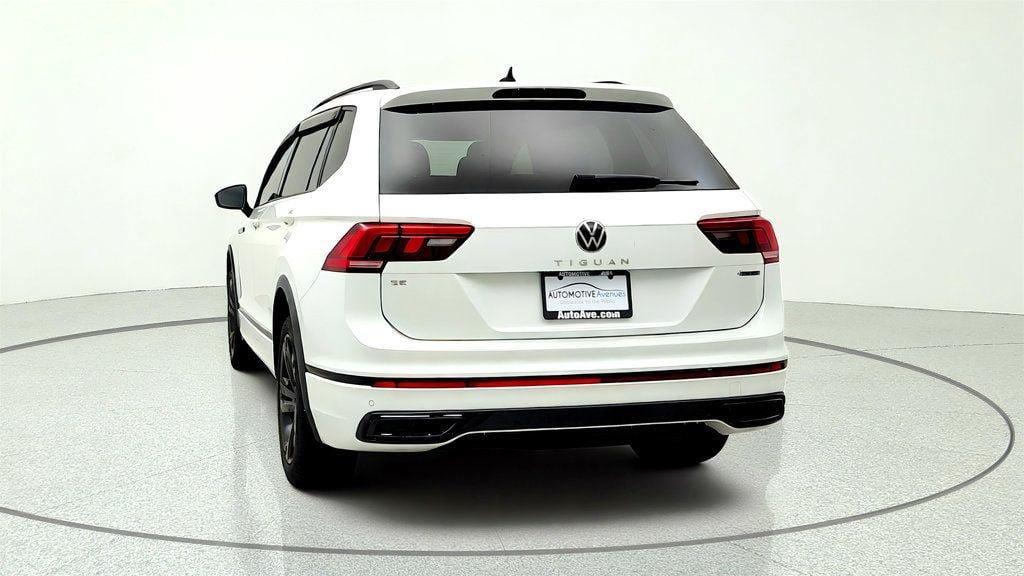 Used 2024 Volkswagen Tiguan SE R-Line AWD/4WD image 6