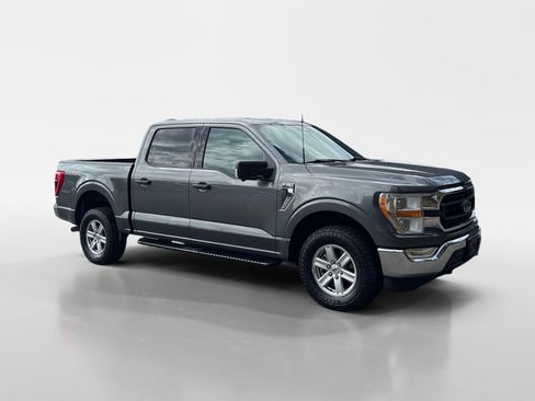 Used 2022 Ford F150 XLT w/ Equipment Group 301A Mid image 8