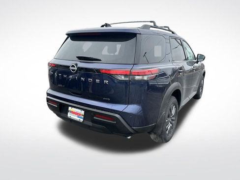 New 2026 Nissan Pathfinder SV image 5