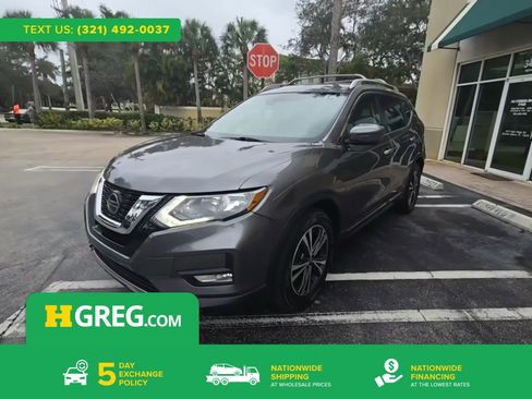 Used 2018 Nissan Rogue SL image 1