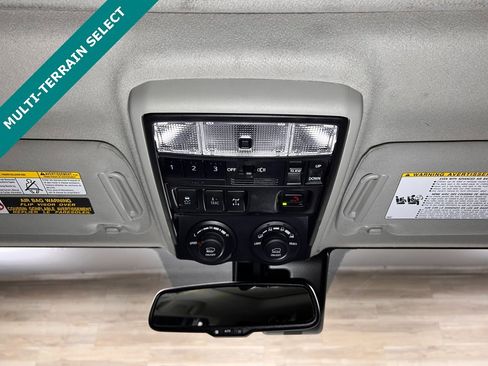 Used 2024 Toyota 4Runner TRD Off-Road Premium image 7