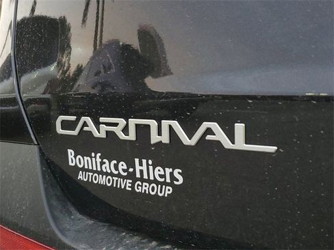 New 2026 Kia Carnival EX image 6