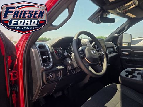 Used 2026 RAM 2500 Big Horn AWD/4WD image 14