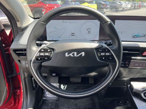 Used 2023 Kia EV6 Wind w/ Wind Technology Package AWD/4WD image 34