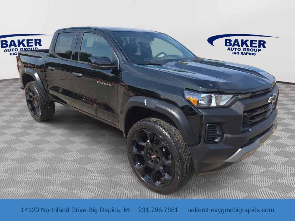 New 2026 Chevrolet Colorado Trail Boss AWD/4WD image 1
