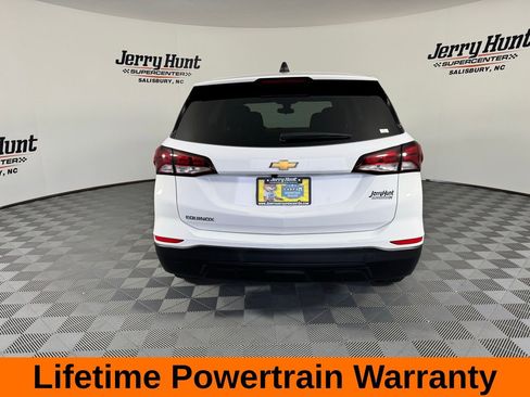 Used 2024 Chevrolet Equinox LS w/ LS Convenience Package image 7