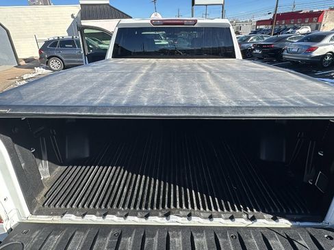 Used 2020 Chevrolet Silverado 1500 Custom Trail Boss image 17