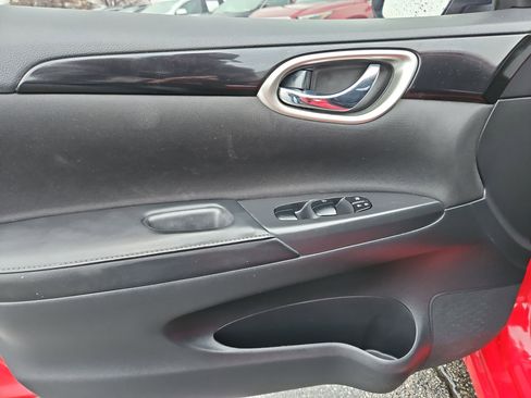 Used 2018 Nissan Sentra SV image 14