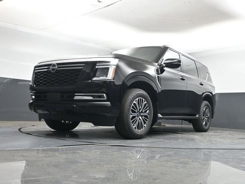 New 2026 Nissan Armada Platinum image 25