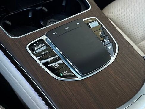 Used 2022 Mercedes-Benz GLC 300 image 14