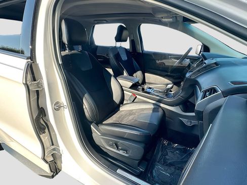 Used 2015 Ford Edge Sport w/ Equipment Group 401A FWD image 29