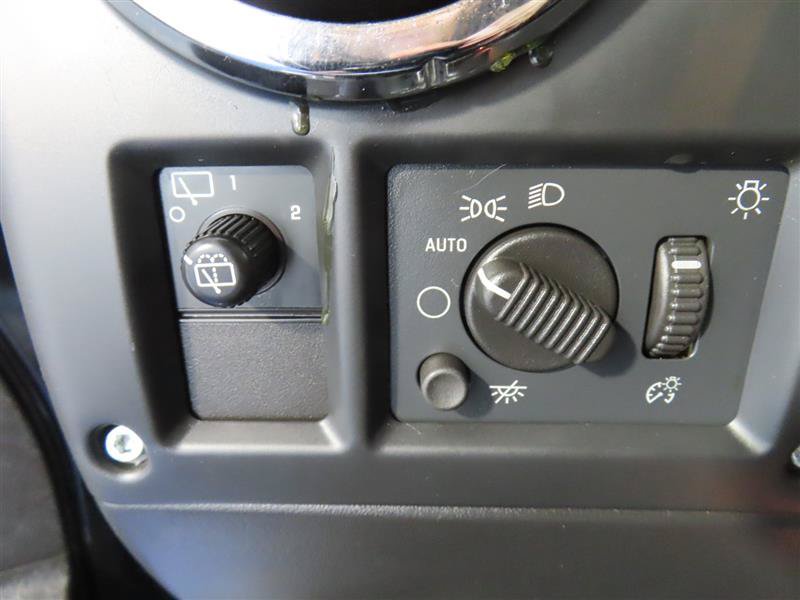 Used 2005 HUMMER H2 w/ Preferred Equipment Group AWD/4WD image 18