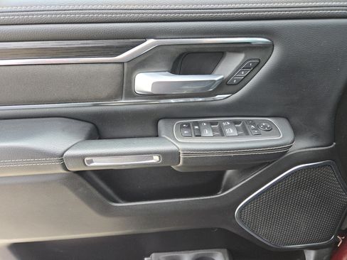 Used 2024 RAM 1500 Laramie AWD/4WD image 22
